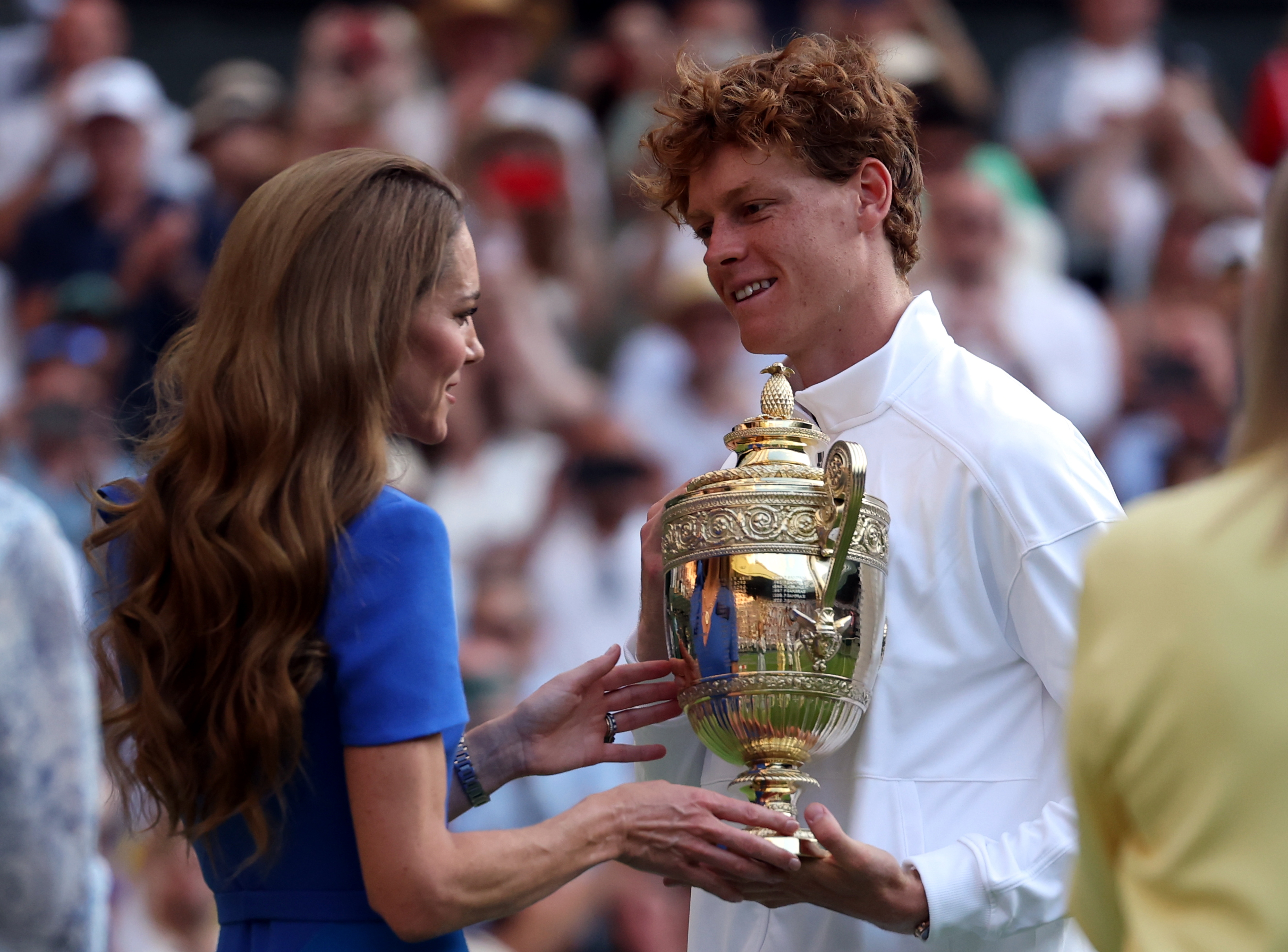 开云体育app-温网鏖战澳网，辛纳关键制胜