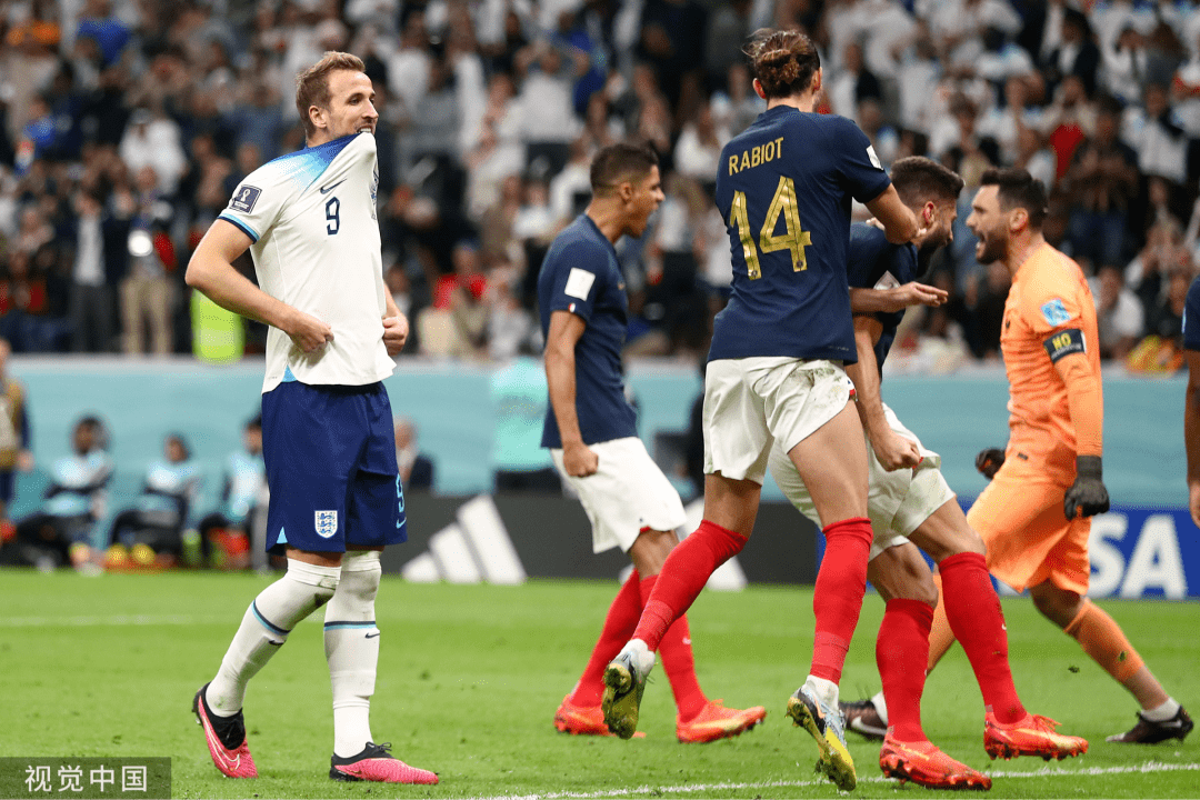 英格兰队险胜葡萄牙队，马龙刷新纪录