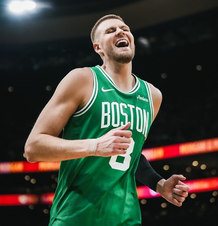 开云体育app-马刺力克国王，塔图姆刷新纪录