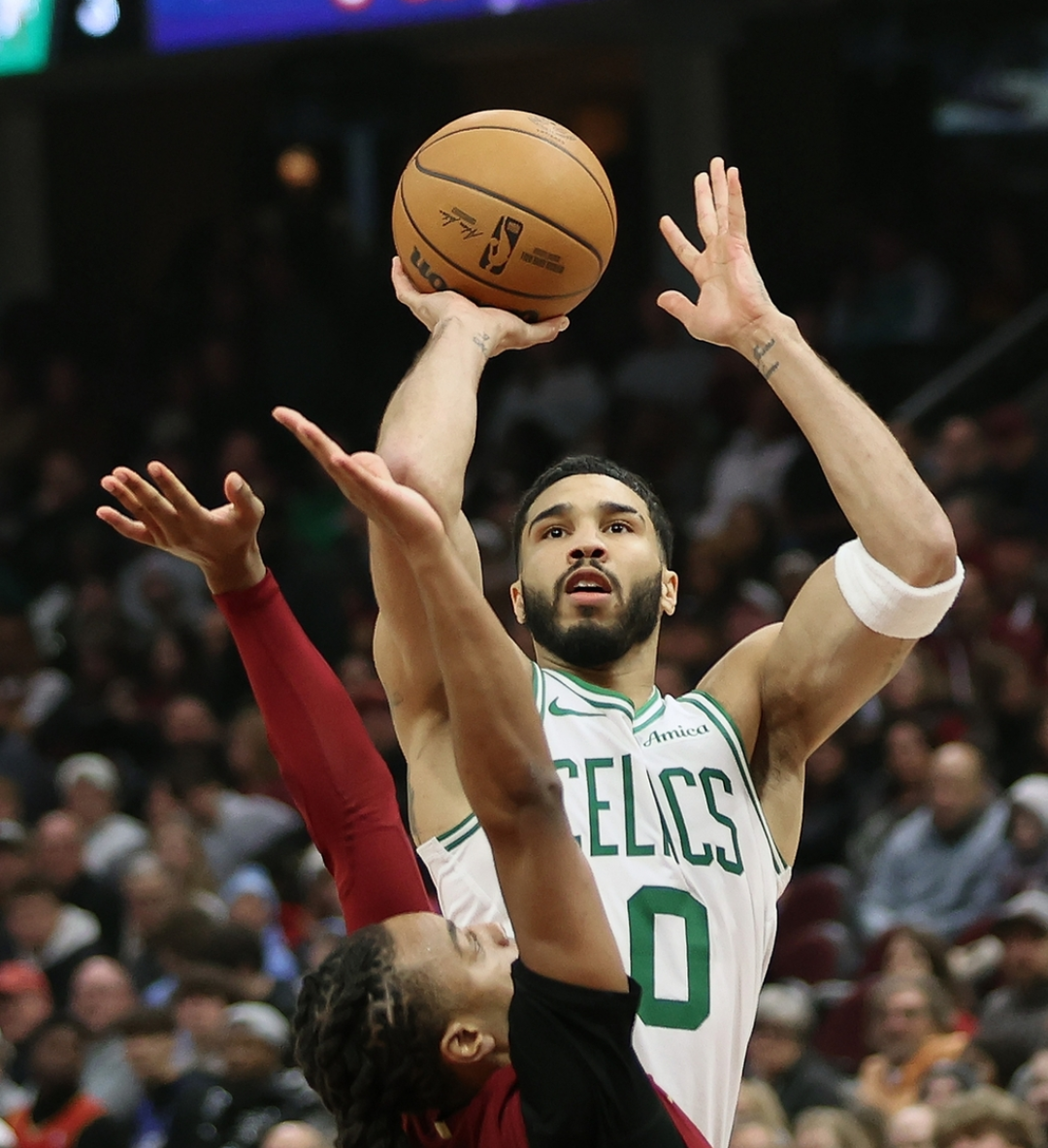 马刺力克国王，塔图姆刷新纪录